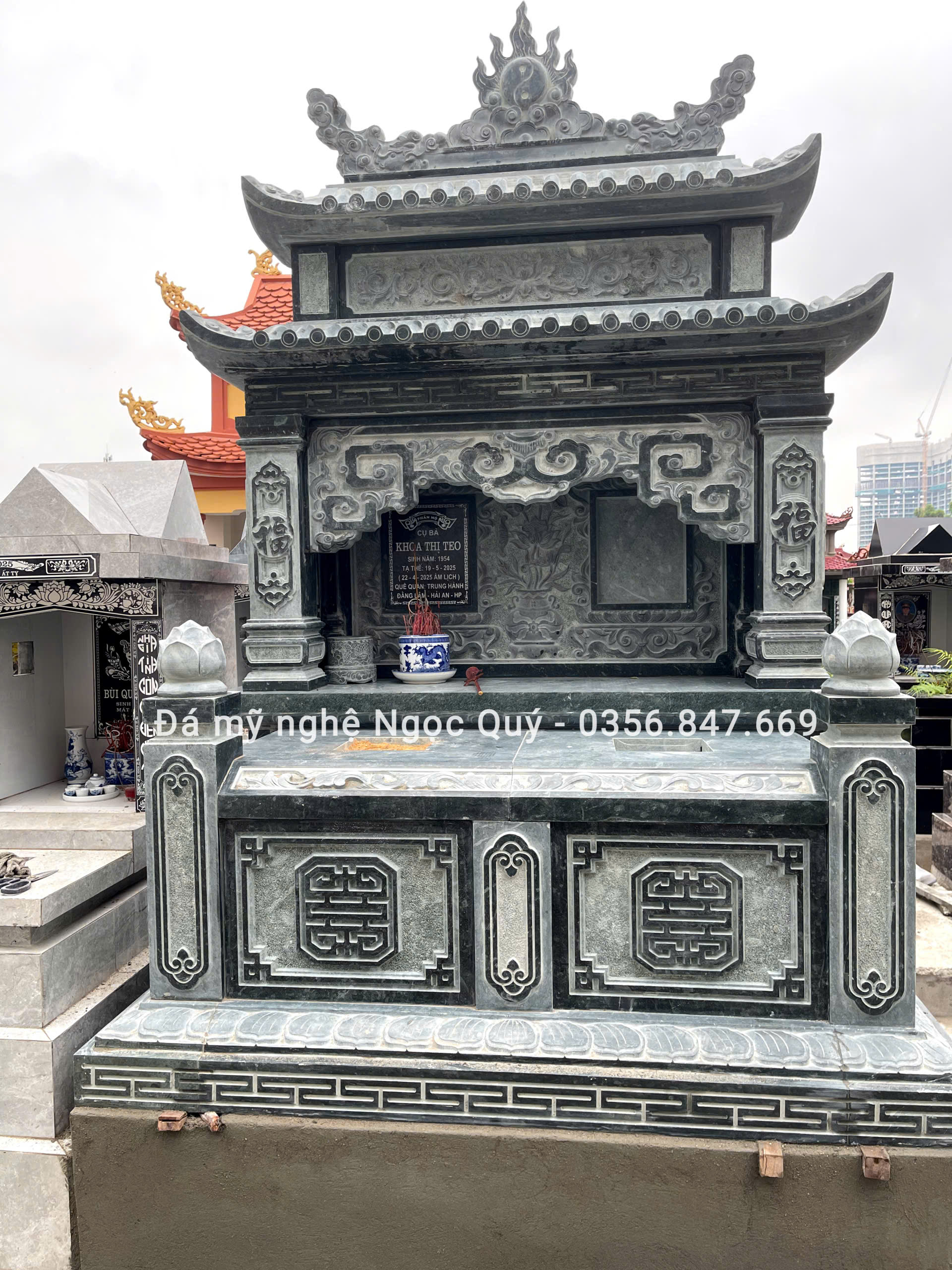 MỘ ĐÁ ĐÔI HAI MÁI NQ03