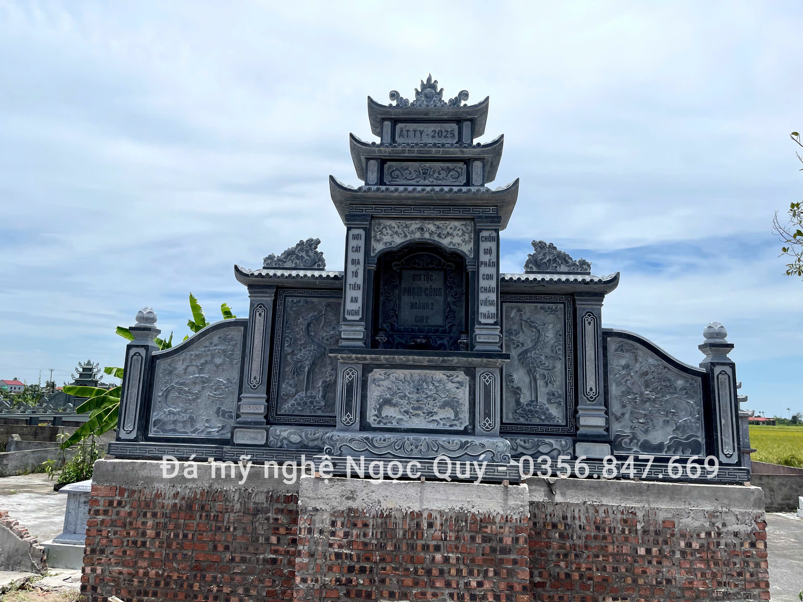 LĂNG THỜ ĐÁ NQ03
