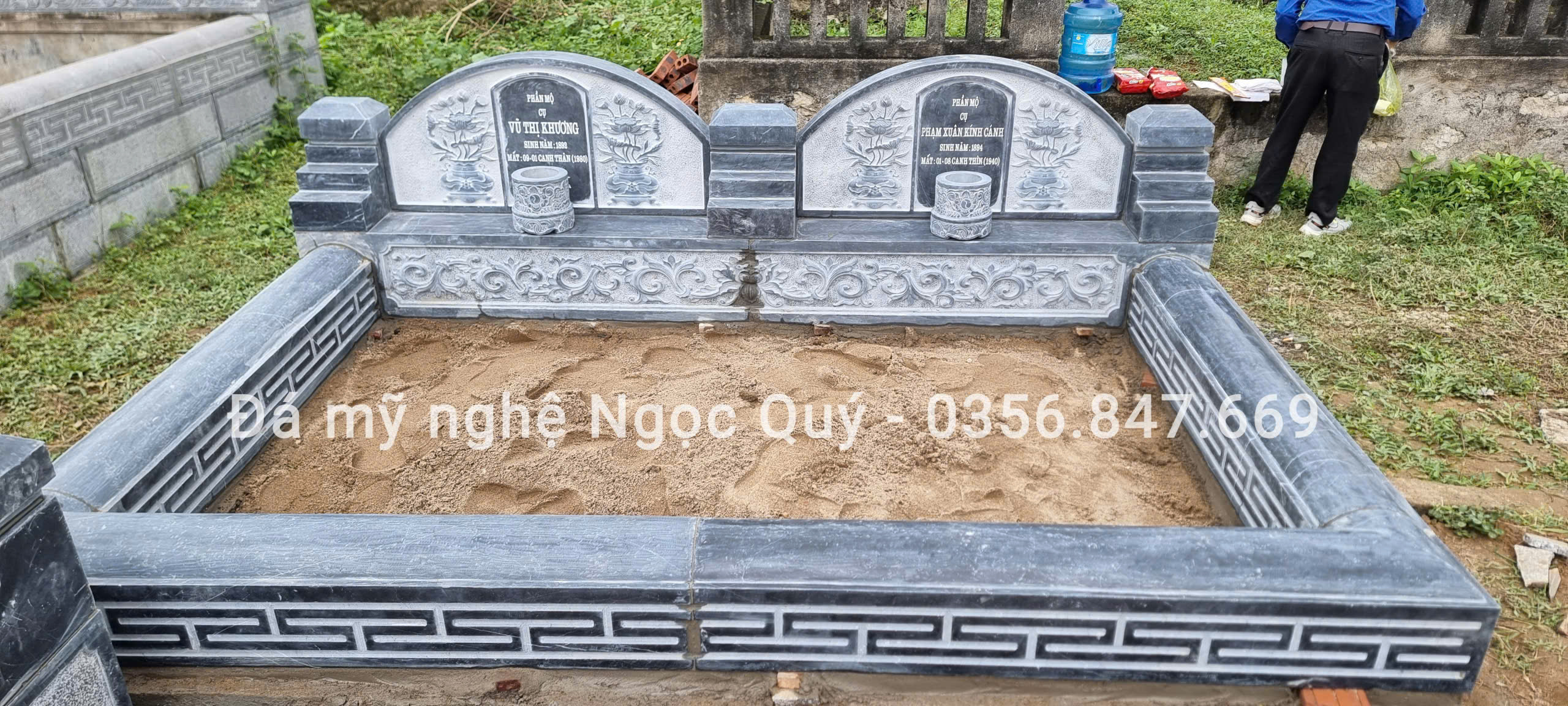 MỘ ĐÁ ĐÔI QUÂY NQ01