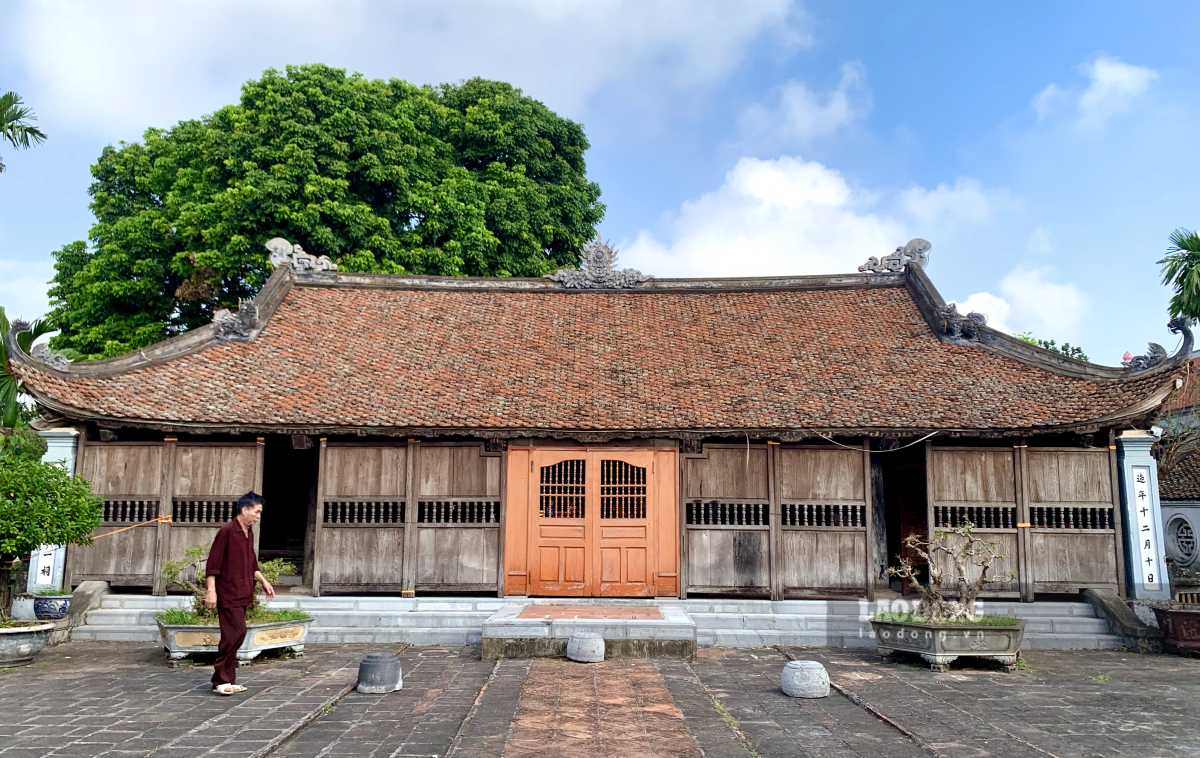 Khám phá ngôi đền cổ ở Ninh Bình có nghi lễ tế cá trắm độc đáo
